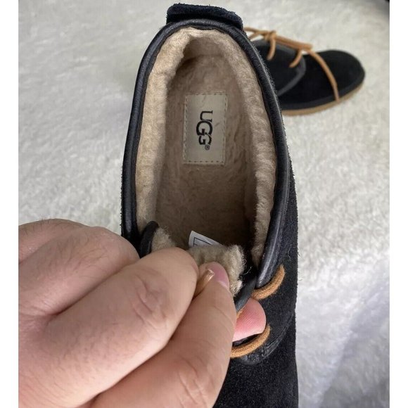 Ugg Maksim Men’s Ankle Chuka Boots Black Suede Shoes Size 7 EU 39.5 - Picture 7 of 9